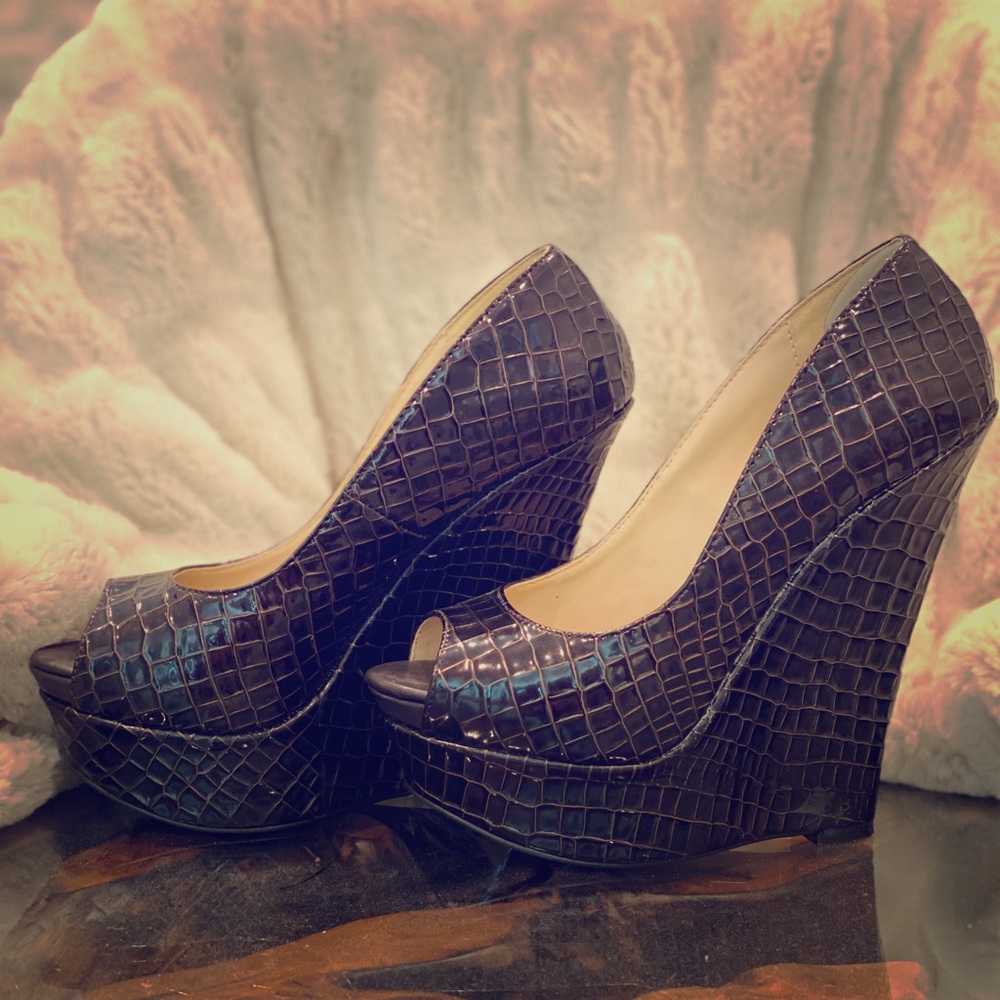 Sophia & Lee wedges